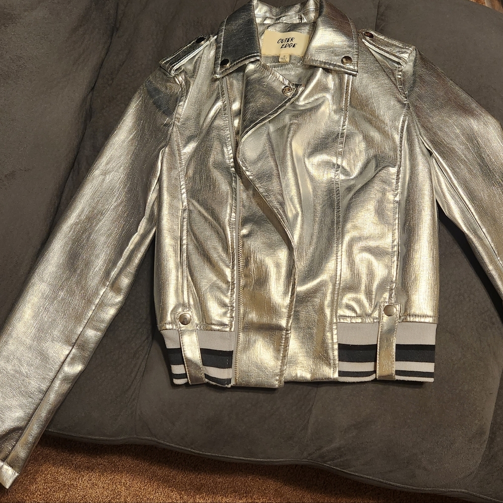 Silver jacket - Picture 2 of 2